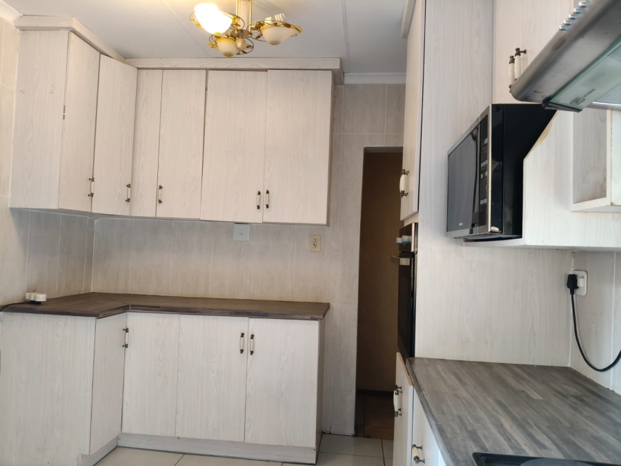 3 Bedroom Property for Sale in Mogwase North West